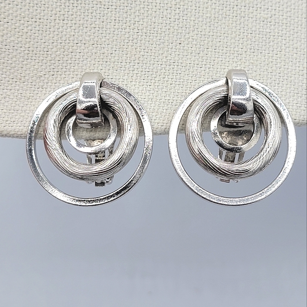 Coro Earrings Silvertone Clip On #1859